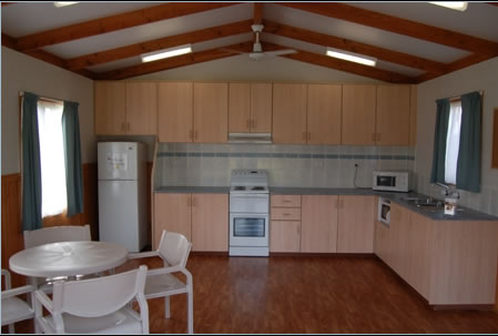 Apollo Gardens Caravan Park - Palm Beach Accommodation 5