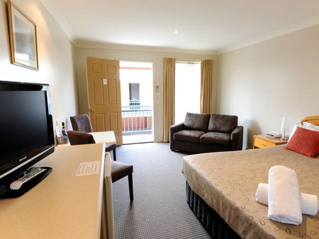 Alexandra Place - Palm Beach Accommodation 0
