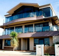 On the Esplanade - Palm Beach Accommodation