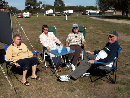 Sale Showground Caravan And Motorhome Park - Palm Beach Accommodation 2