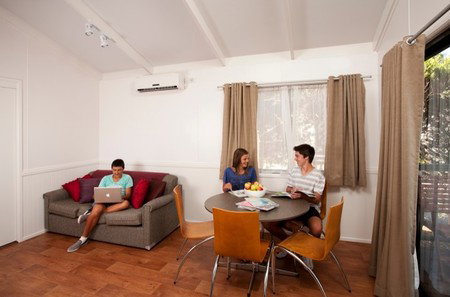Airport Tourist Village Melbourne - Palm Beach Accommodation 5