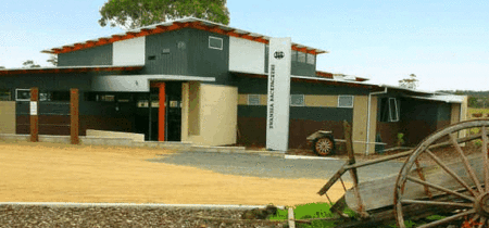 Swansea Backpacker Lodge - Palm Beach Accommodation