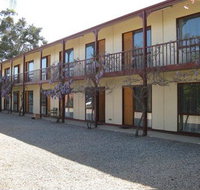 Central Motor Inn Wentworth - Palm Beach Accommodation