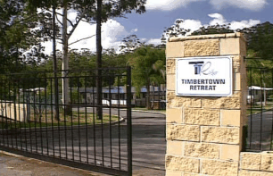 Timbertown Retreat - Palm Beach Accommodation