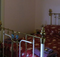 Dunns B  B - Palm Beach Accommodation