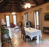 Rose Parterre B  B - Palm Beach Accommodation