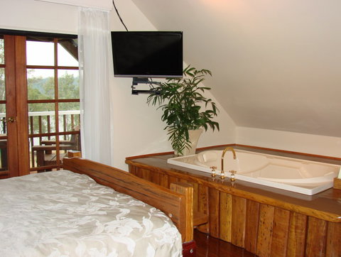 Clarence River Bed & Breakfast - Palm Beach Accommodation 2