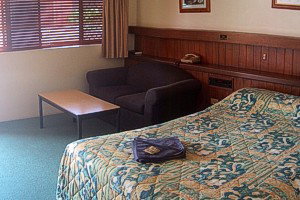 Abbey Motor Inn - Palm Beach Accommodation 2