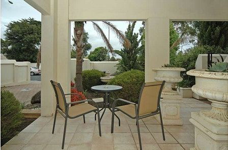 Michelle's Garden Apartments - Palm Beach Accommodation 0