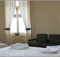 Roches Family Hotel - Palm Beach Accommodation