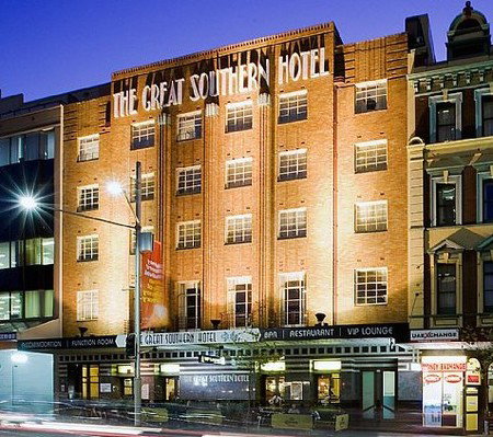 World Square NSW Palm Beach Accommodation