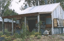 The Slab Hut Samford Art & Craft - Palm Beach Accommodation 1
