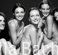 Ella Bache - Hamilton - Palm Beach Accommodation