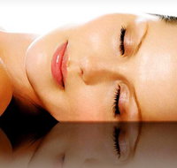 The Revival Lounge - Palm Beach Accommodation