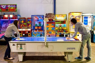 The Zone Family Entertainment Complex - Palm Beach Accommodation 7