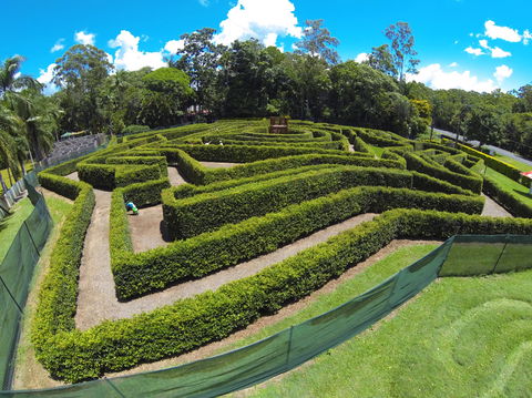 Bellingham Maze - Palm Beach Accommodation 0