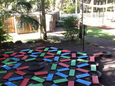 Bellingham Maze - Palm Beach Accommodation 3