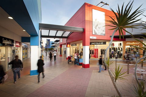 Harbour Town Adelaide - Palm Beach Accommodation 3