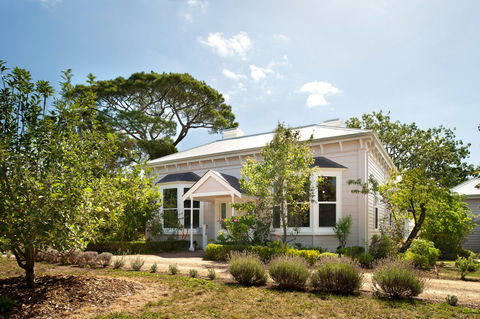 Heide Museum Of Modern Art - Palm Beach Accommodation 4