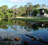 Lake House Gallery - Palm Beach Accommodation