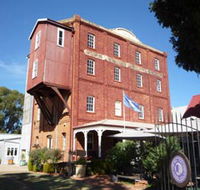 The York Mill - Palm Beach Accommodation