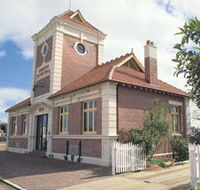 Merredin Town Hall - Palm Beach Accommodation