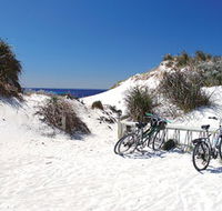 Little Parakeet Bay - Palm Beach Accommodation