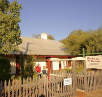 Morby Cottage - Palm Beach Accommodation