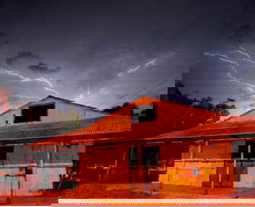 Red Dirt Photographic Gallery - Palm Beach Accommodation 0