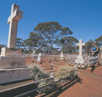 Old Pioneer Cemetery Coolgardie - Palm Beach Accommodation