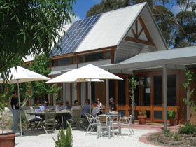 Lobethal Road Wines - Palm Beach Accommodation 0