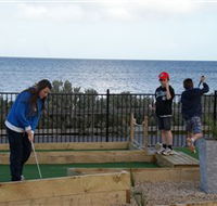 Port Vincent Putt Putt - Palm Beach Accommodation