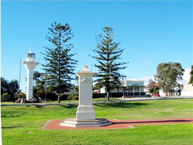 Historic Wallaroo Town Drive - Palm Beach Accommodation 0