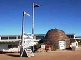 Andamooka SA Palm Beach Accommodation