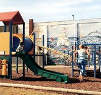 Susan Wilson Memorial Playground - Palm Beach Accommodation