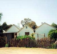 Miners Cottage And Garden - Palm Beach Accommodation