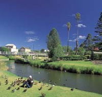Strathalbyn Market - Palm Beach Accommodation