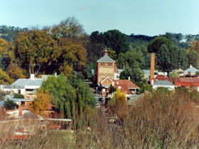Oakbank Heritage Walk - Palm Beach Accommodation 0