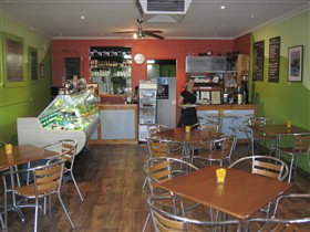 Cafe Lime And Gourmet Foodstore - Palm Beach Accommodation 0