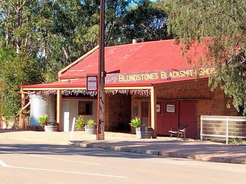 Bluey Blundstones Heritage Accommodation - Palm Beach Accommodation 2