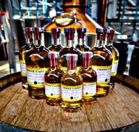William McHenry and Sons Distillery - Palm Beach Accommodation