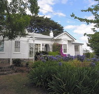 Home Hill - Palm Beach Accommodation