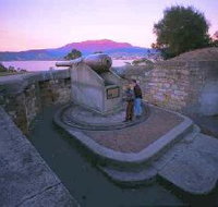 Kangaroo Bluff Historic Site - Palm Beach Accommodation