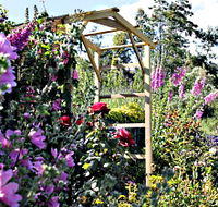 Thelma Retreat Garden and Teahouse - Palm Beach Accommodation