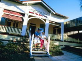Mount Mellum QLD Palm Beach Accommodation