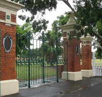 Yeronga Memorial Park - Palm Beach Accommodation