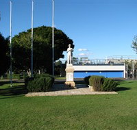 Oxley War Memorial - Palm Beach Accommodation