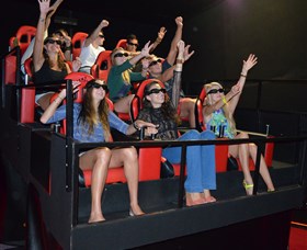 7D Cinema - Virtual Reality - Palm Beach Accommodation 0