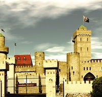 Sunshine Castle Bli Bli - Palm Beach Accommodation