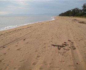 Gairloch QLD Palm Beach Accommodation